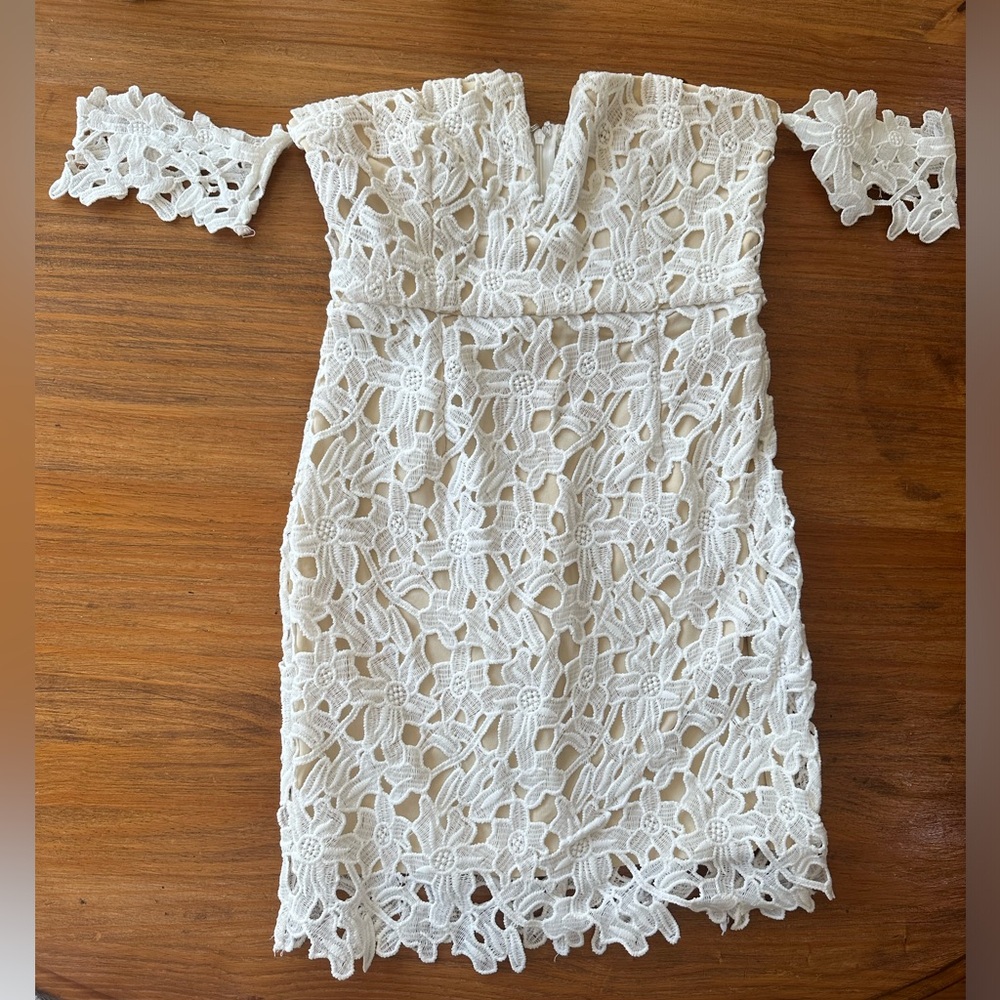 Superdown dress worn once! Perfect for rush :)